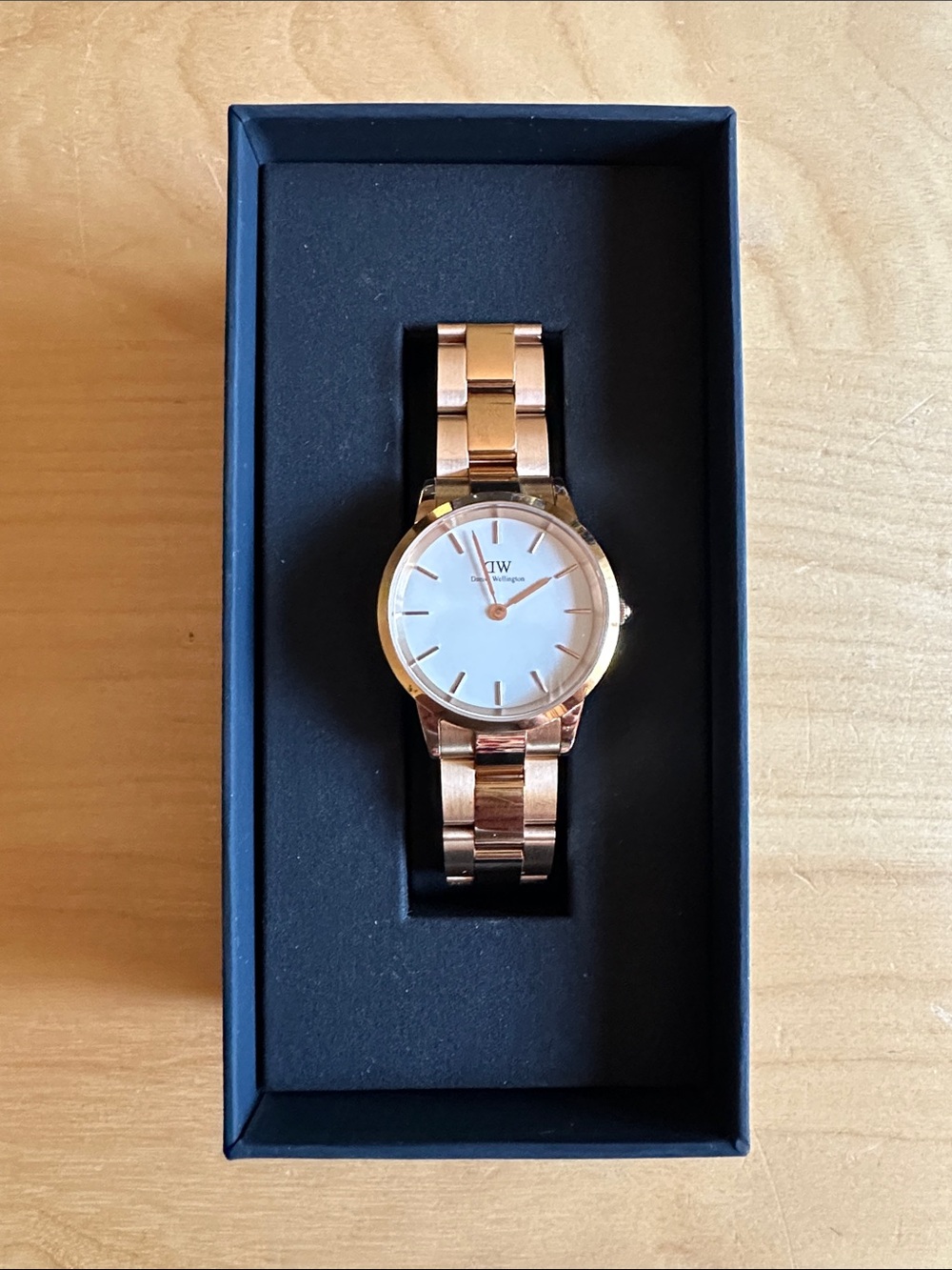 Daniel Wellington Rose Gold Stainless Steel Bracelet Watch with White Dial